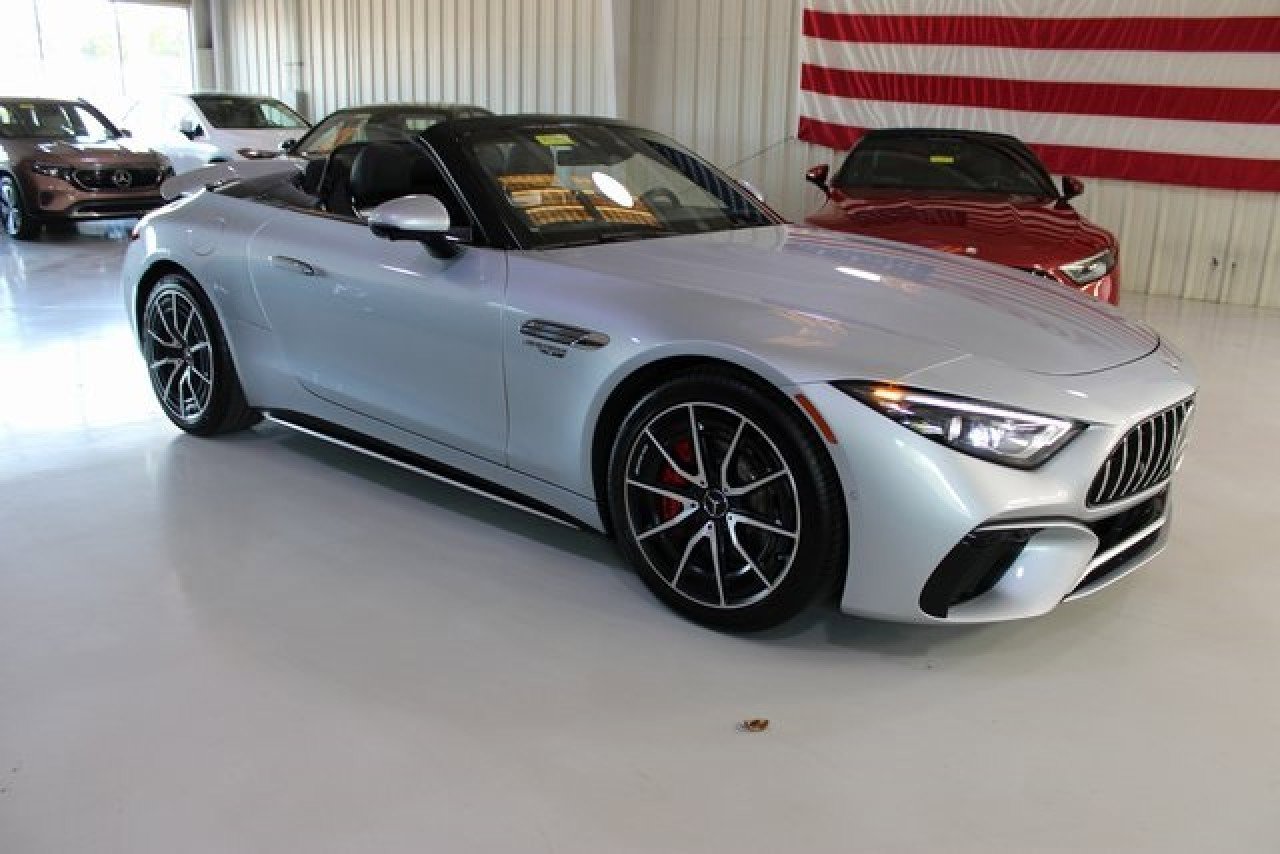 Used 2022 Mercedes-Benz SL 55 AMG 4MATIC image 48