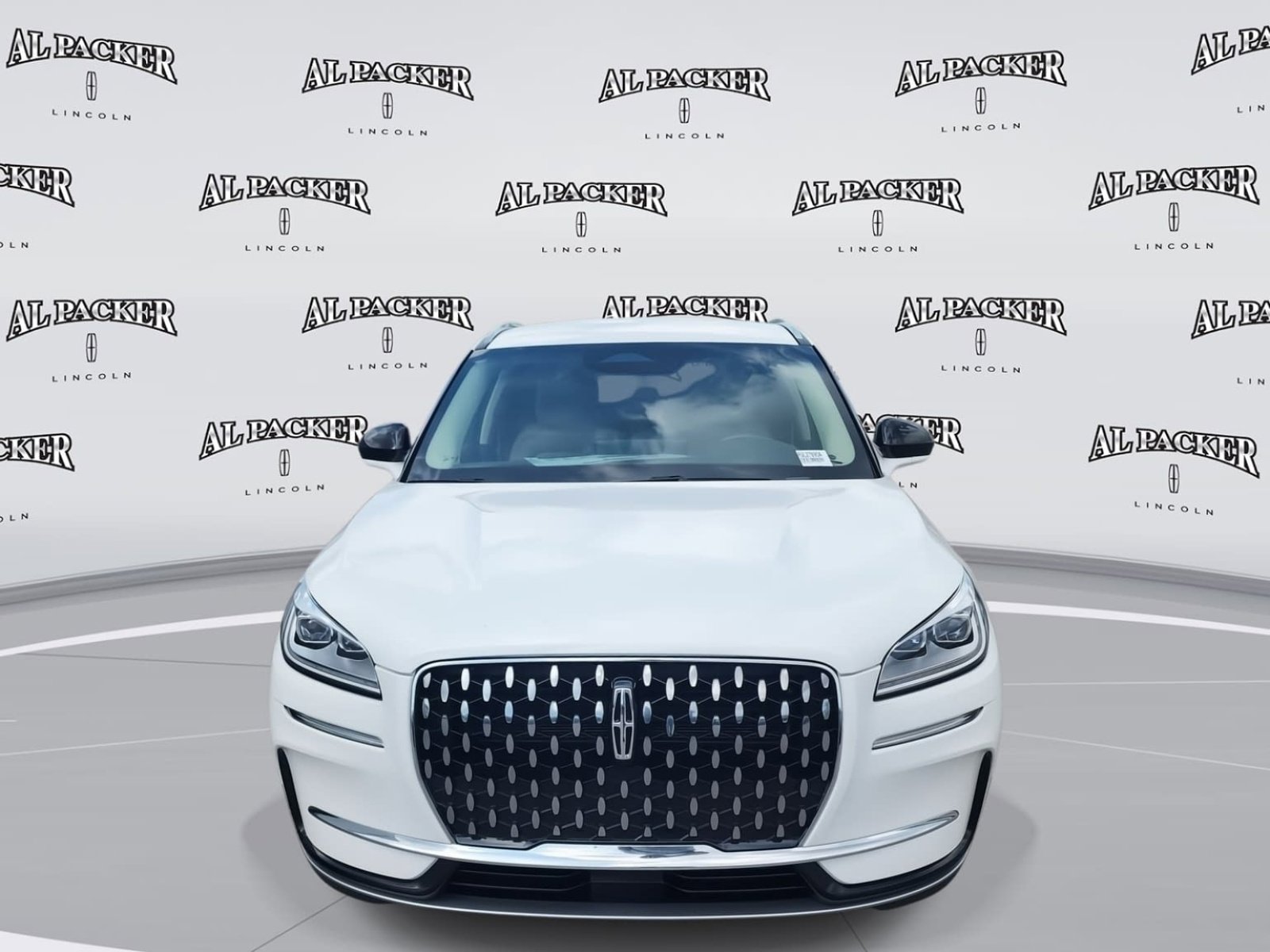 Used 2023 Lincoln Corsair Reserve image 8