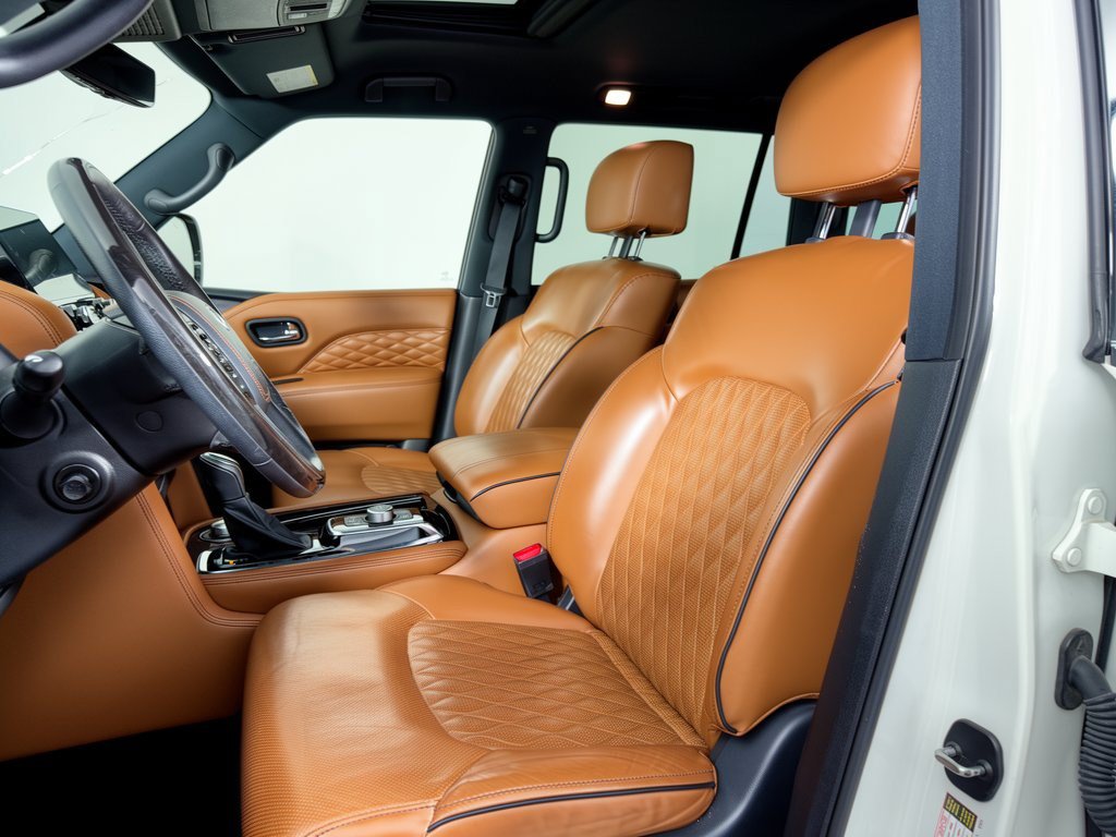 Used 2023 INFINITI QX80 Sensory w/ Cargo Package AWD/4WD image 5