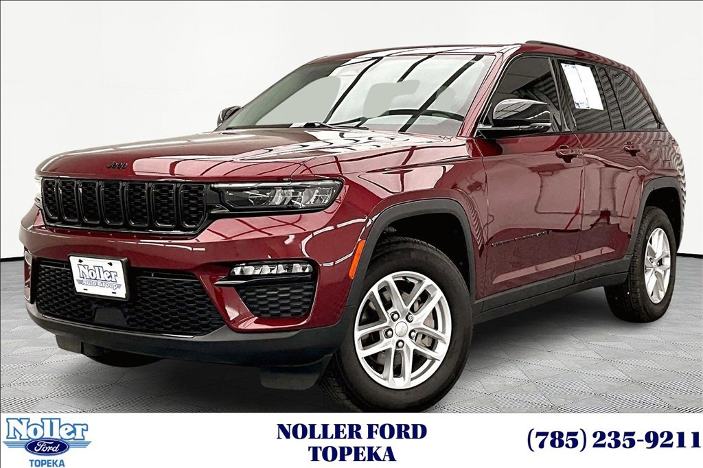 Used 2023 Jeep Grand Cherokee Limited w/ Black Appearance Package image 1