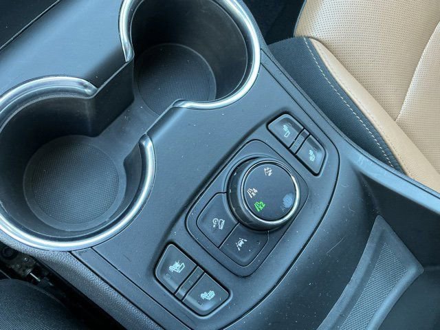 Used 2019 GMC Terrain SLT w/ Infotainment Package II image 24