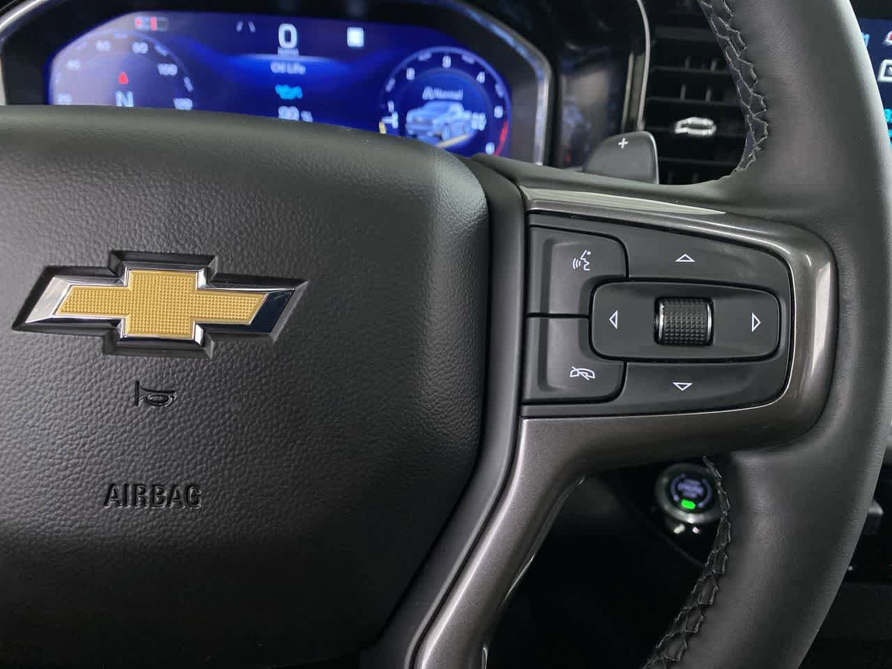Used 2024 Chevrolet Silverado 1500 High Country w/ Technology Package AWD/4WD image 21