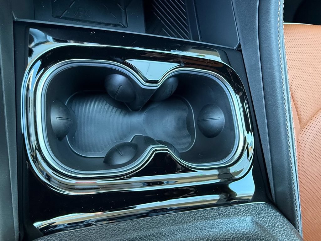 New 2026 Chrysler Pacifica Pinnacle FWD image 17