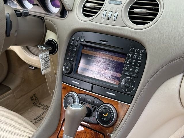 Used 2012 Mercedes-Benz SL 550 image 22