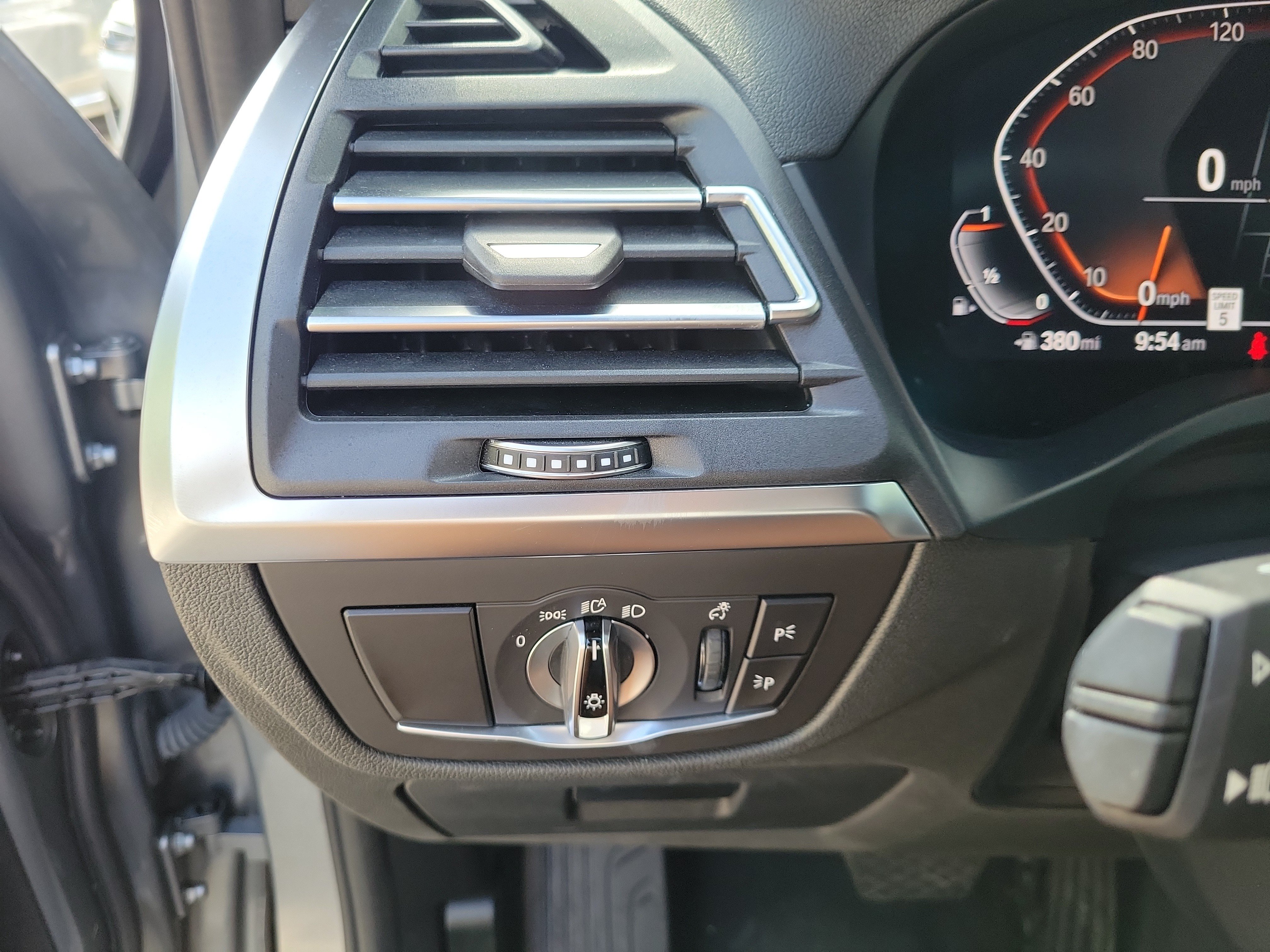Used 2023 BMW X3 sDrive30i w/ Convenience Package RWD image 18