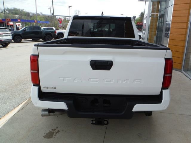 Used 2024 Toyota Tacoma SR5 AWD/4WD image 8