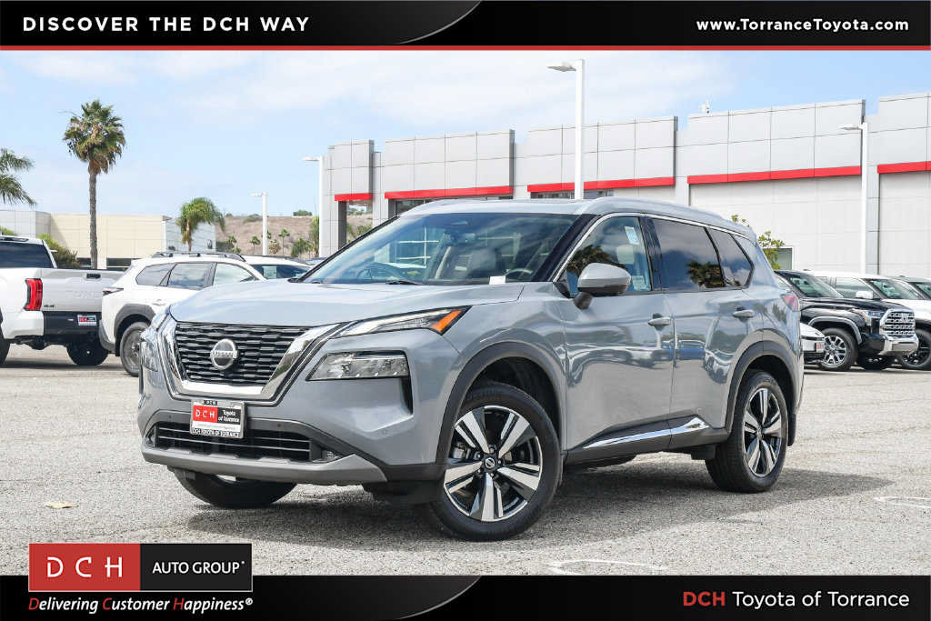 Used 2021 Nissan Rogue SL w/ Premium Package