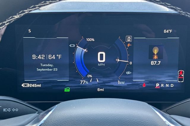 New 2026 Chevrolet Equinox EV LT w/ Convenience Package II image 32