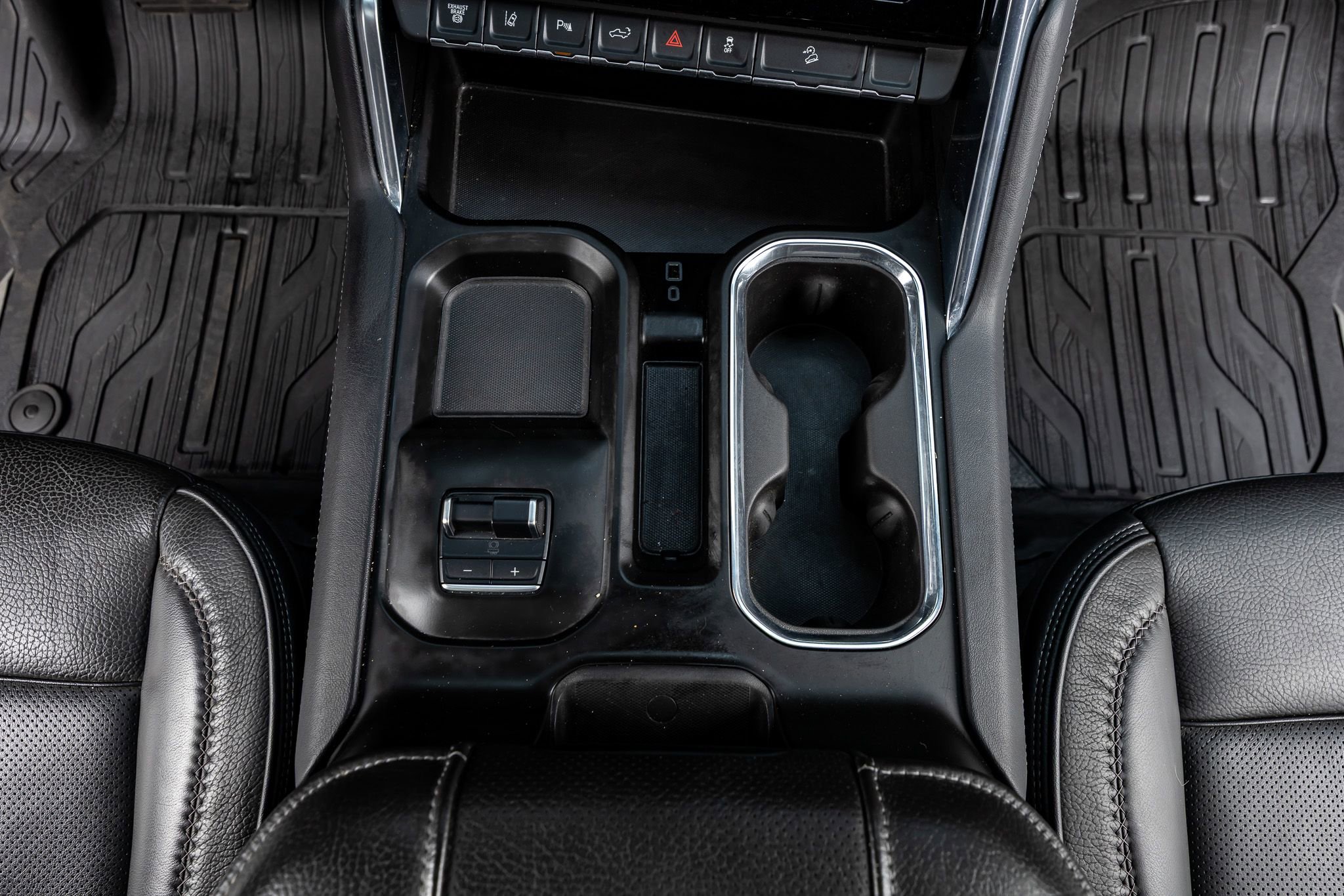 Used 2024 GMC Sierra 2500 Denali w/ Denali Reserve Package image 28