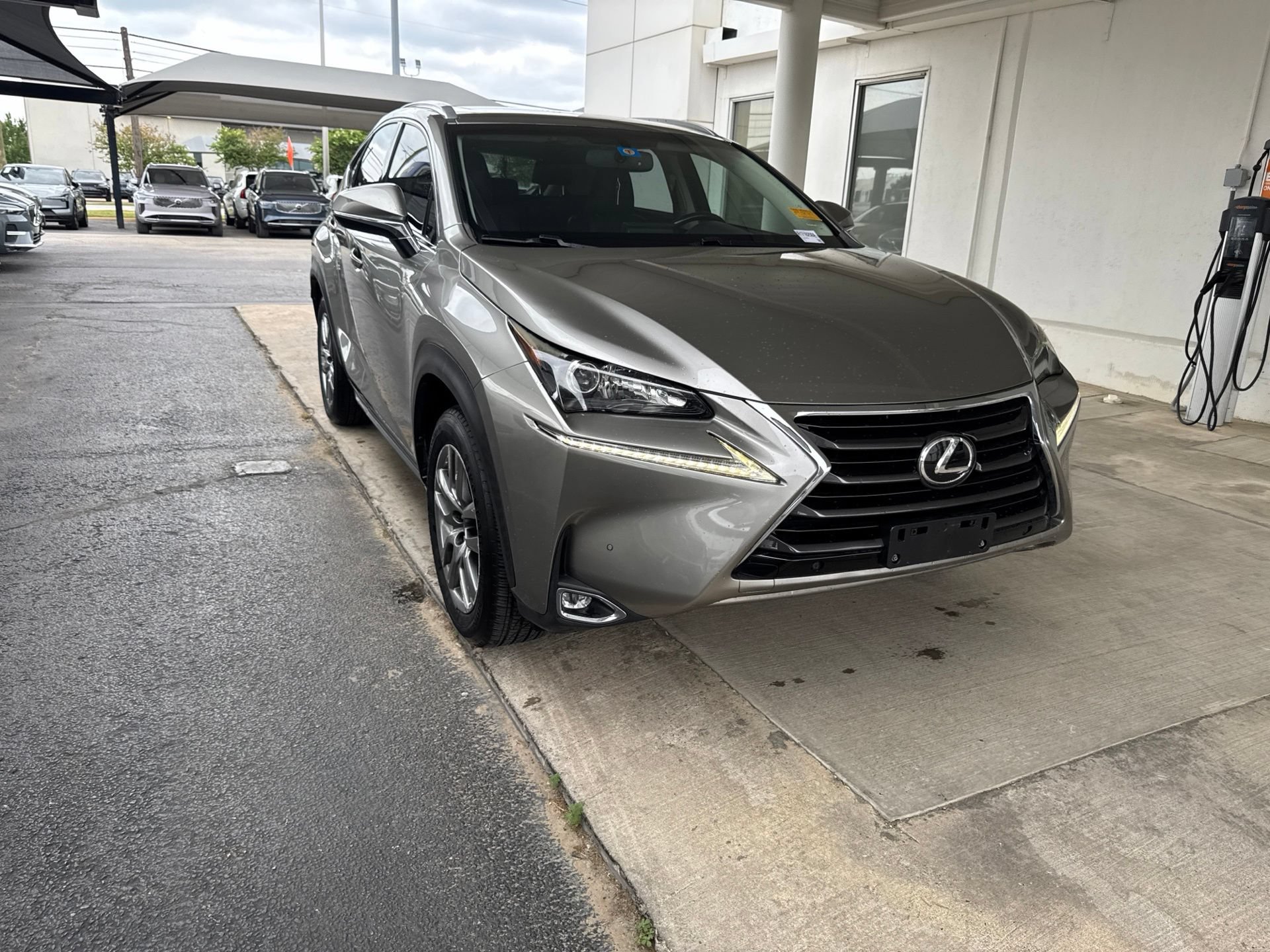 Used 2016 Lexus NX 200t FWD w/ Premium Package image 3