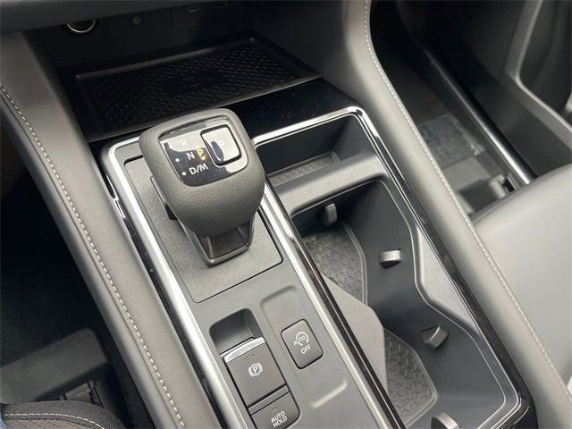 New 2025 Nissan Pathfinder SL image 19