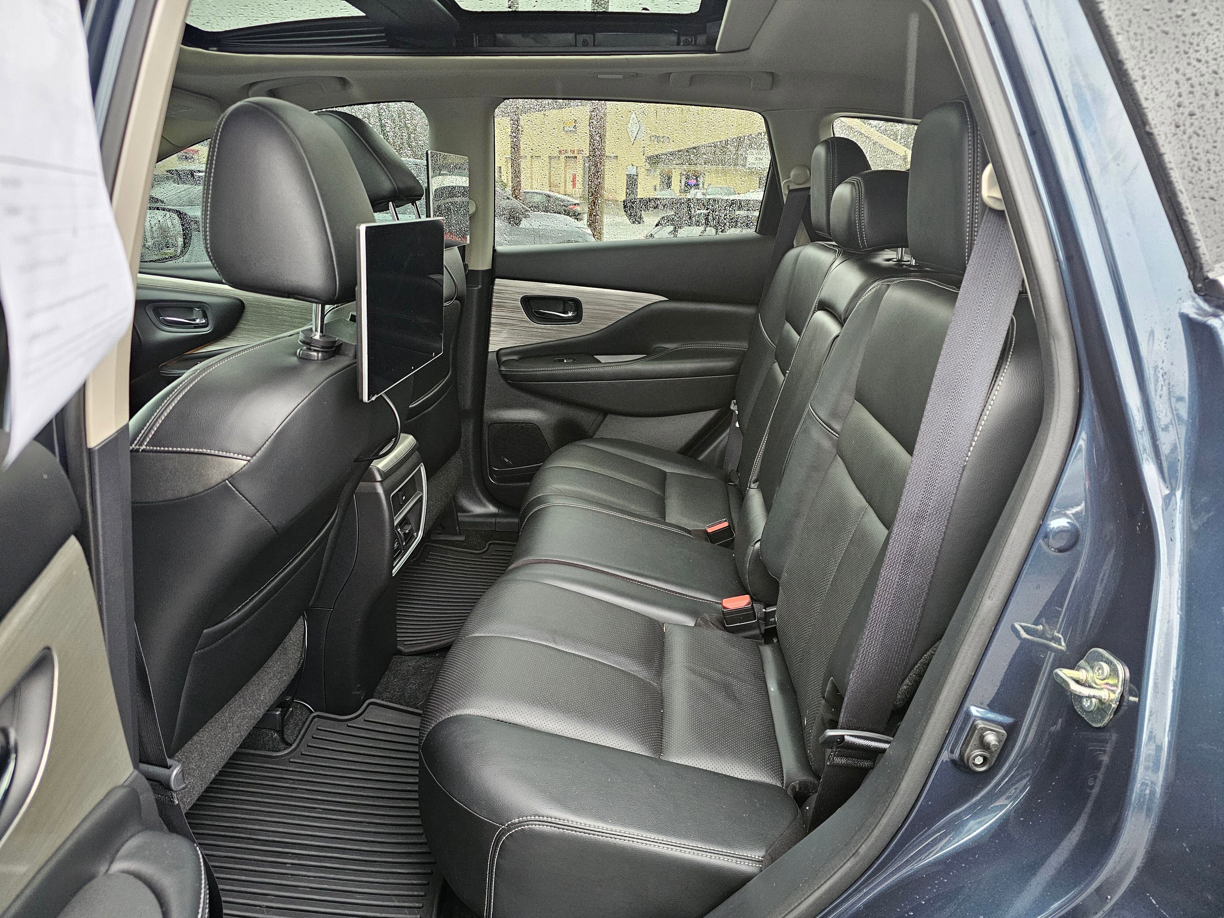 Used 2017 Nissan Murano SL w/ SL Technology Package image 16