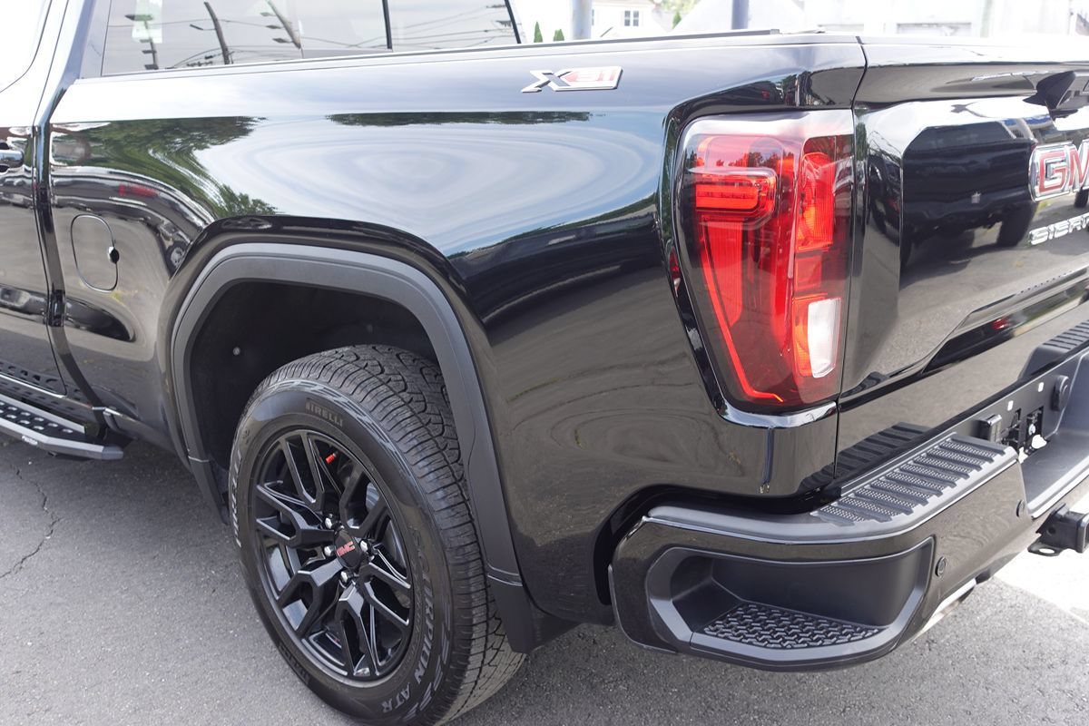 Used 2025 GMC Sierra 1500 Elevation w/ Elevation Premium Package AWD/4WD image 10