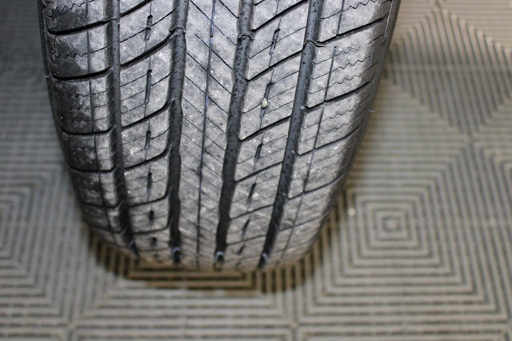 Used 2021 Toyota RAV4 XLE image 24