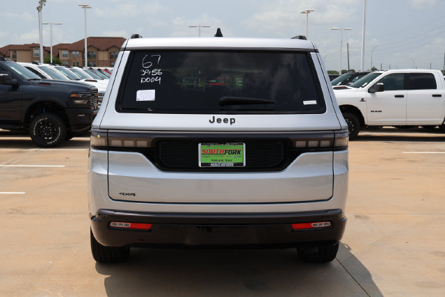 New 2026 Jeep Grand Wagoneer Limited AWD/4WD image 5