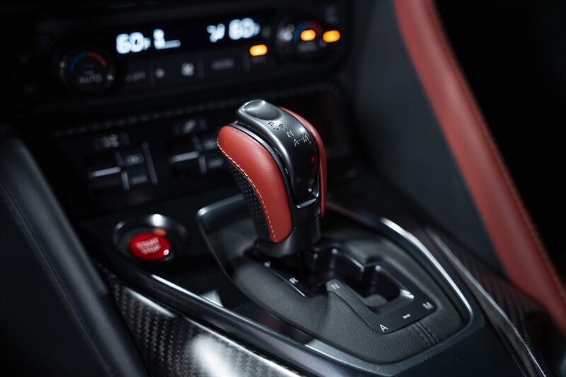 Used 2021 Nissan GT-R Premium AWD/4WD image 49