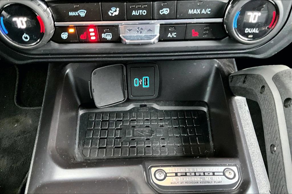 Used 2024 Ford Bronco Outer Banks image 16