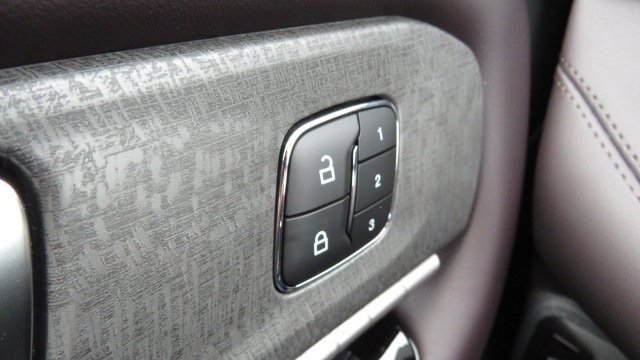 New 2026 Ford Explorer Platinum image 27