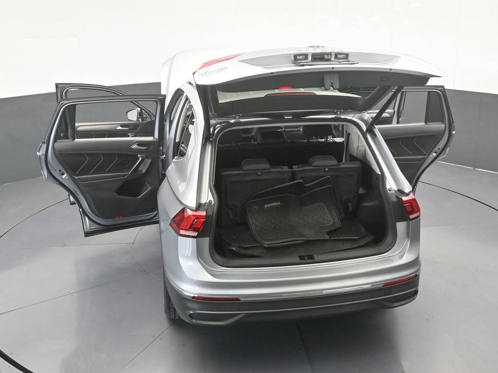 Used 2024 Volkswagen Tiguan SE FWD image 69