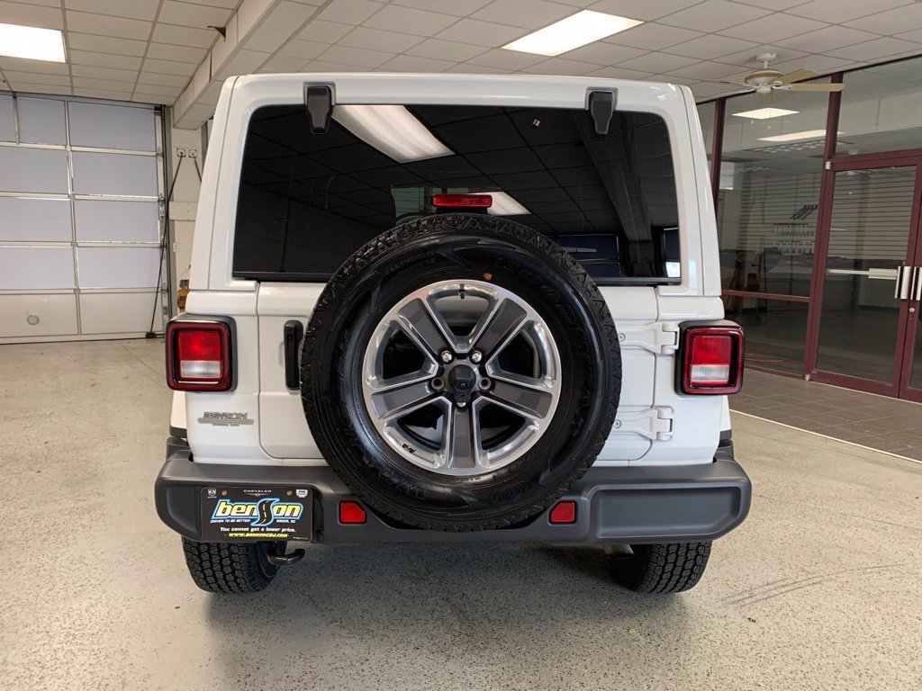 Certified 2022 Jeep Wrangler Unlimited Sahara w/ Cold Weather Group AWD/4WD image 5