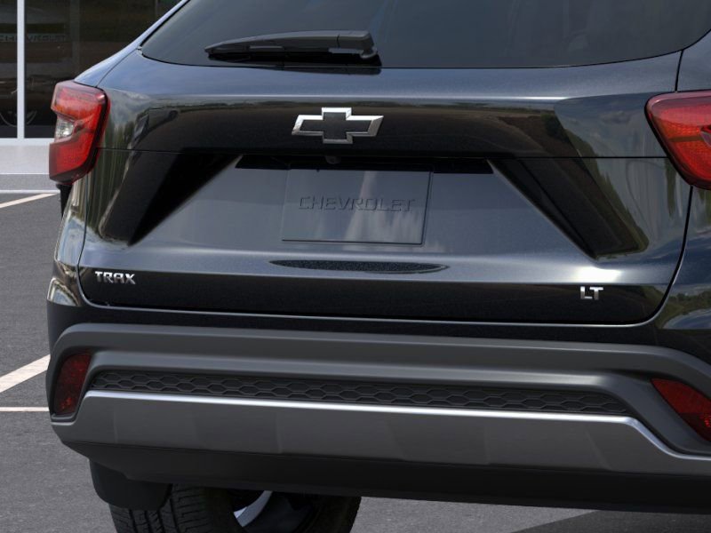 New 2026 Chevrolet Trax LT w/ LT Convenience Package FWD image 14