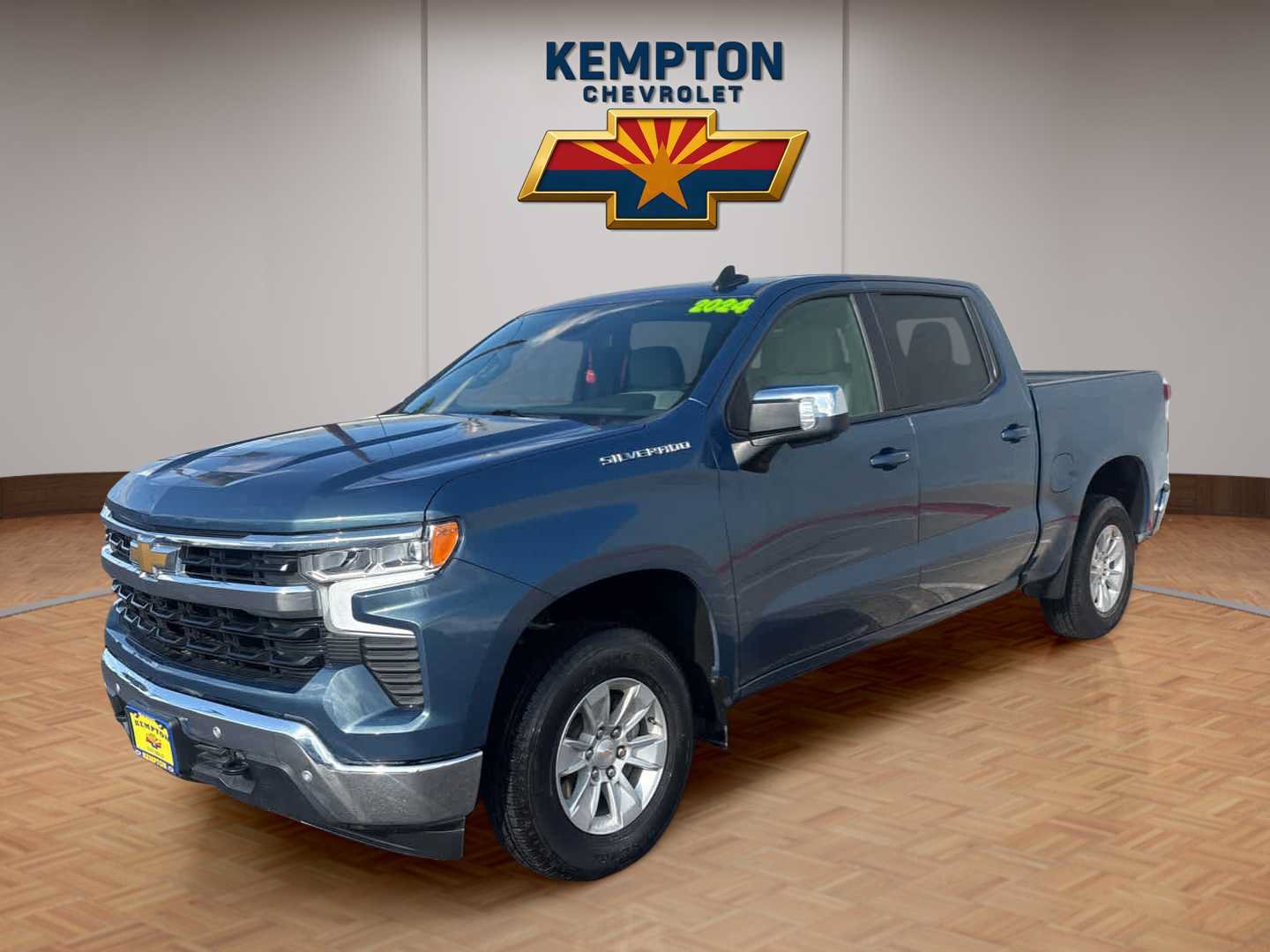 Used 2024 Chevrolet Silverado 1500 LT w/ Safety Package RWD image 2