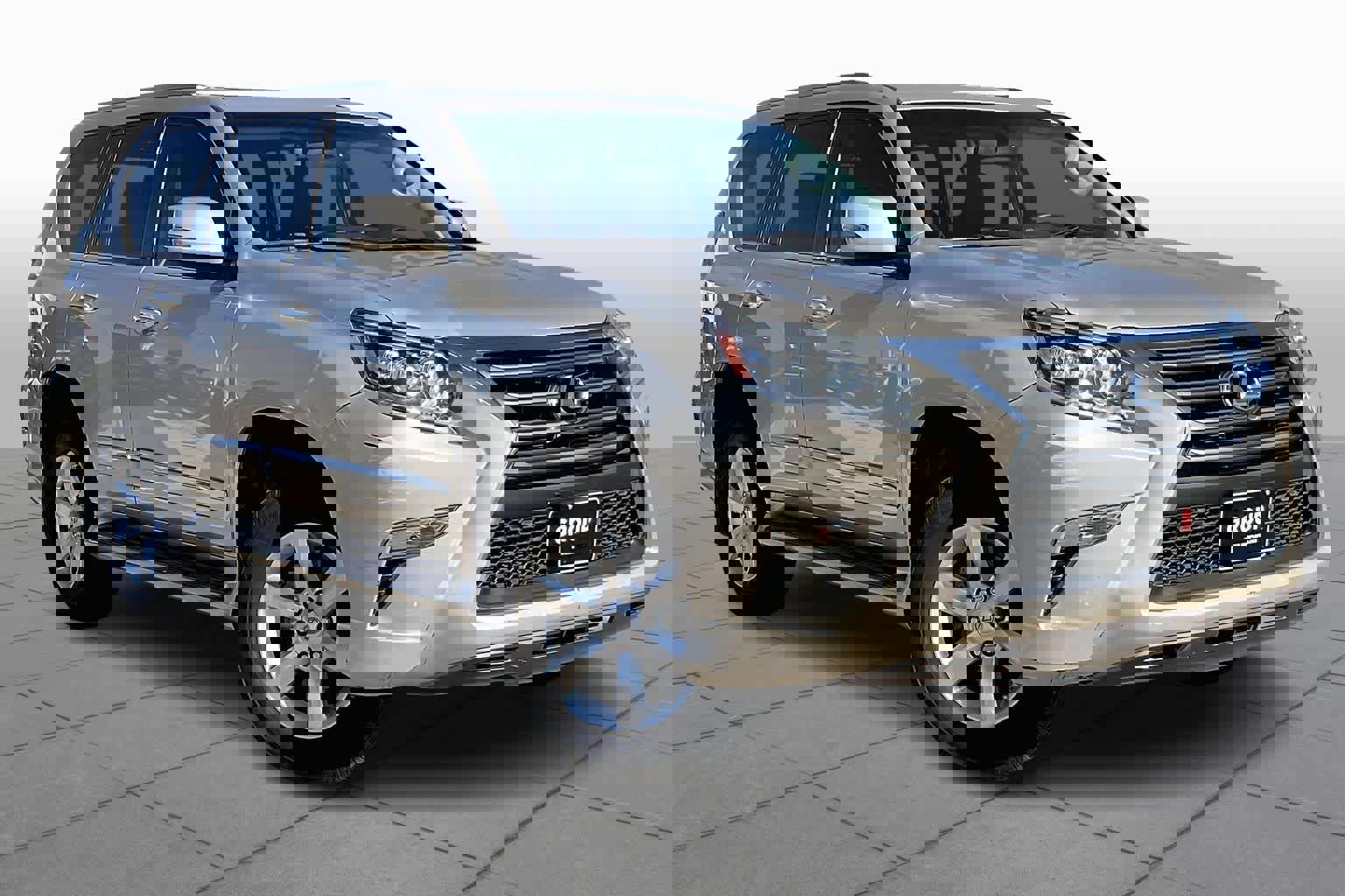 Used 2016 Lexus GX 460 image 2