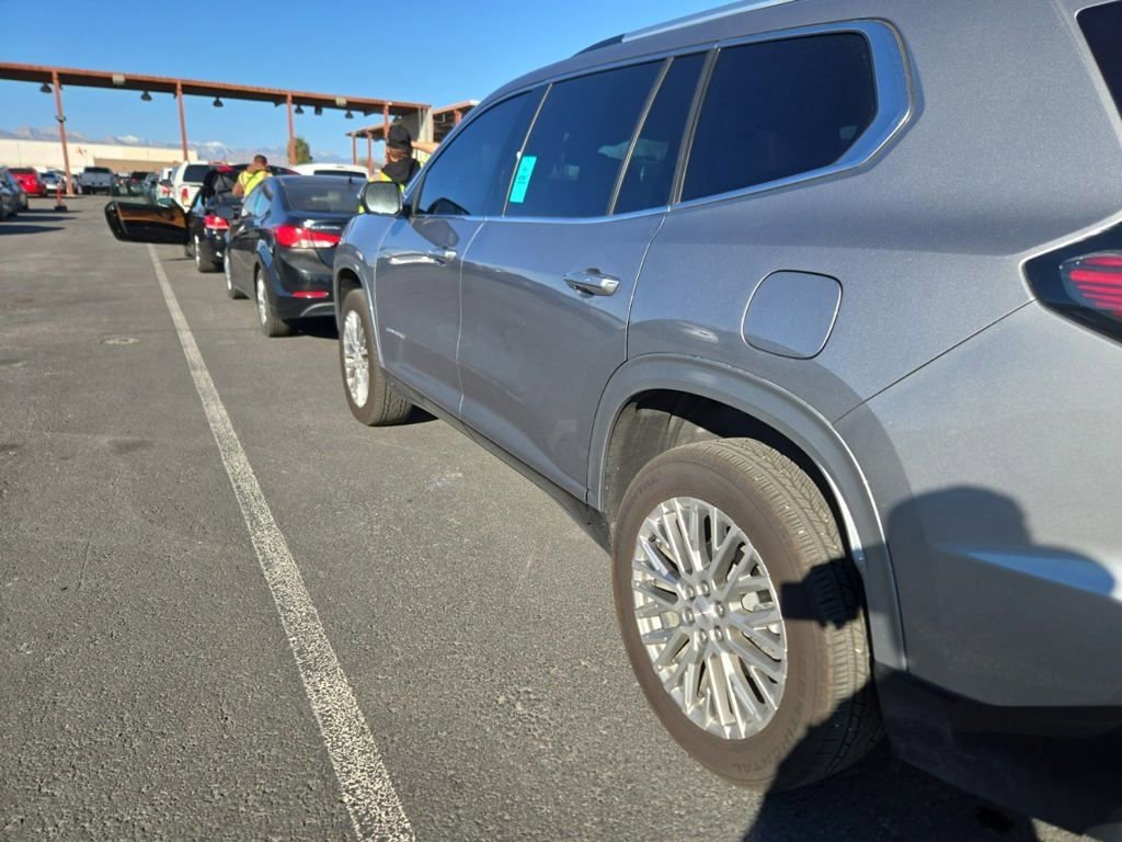 Used 2024 GMC Acadia Denali w/ LPO, Floor Liner Package image 4