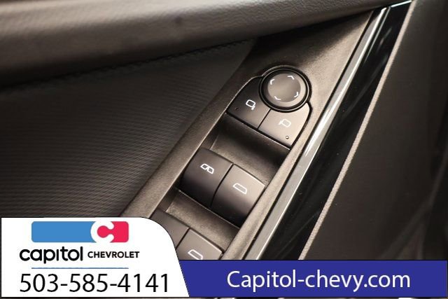 Used 2025 Chevrolet Equinox LT image 11