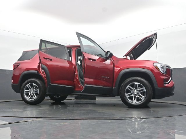 New 2027 GMC Terrain Elevation w/ LPO, Floor Liner Package AWD/4WD image 59