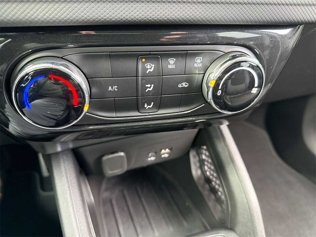 Used 2025 Chevrolet TrailBlazer LT image 18