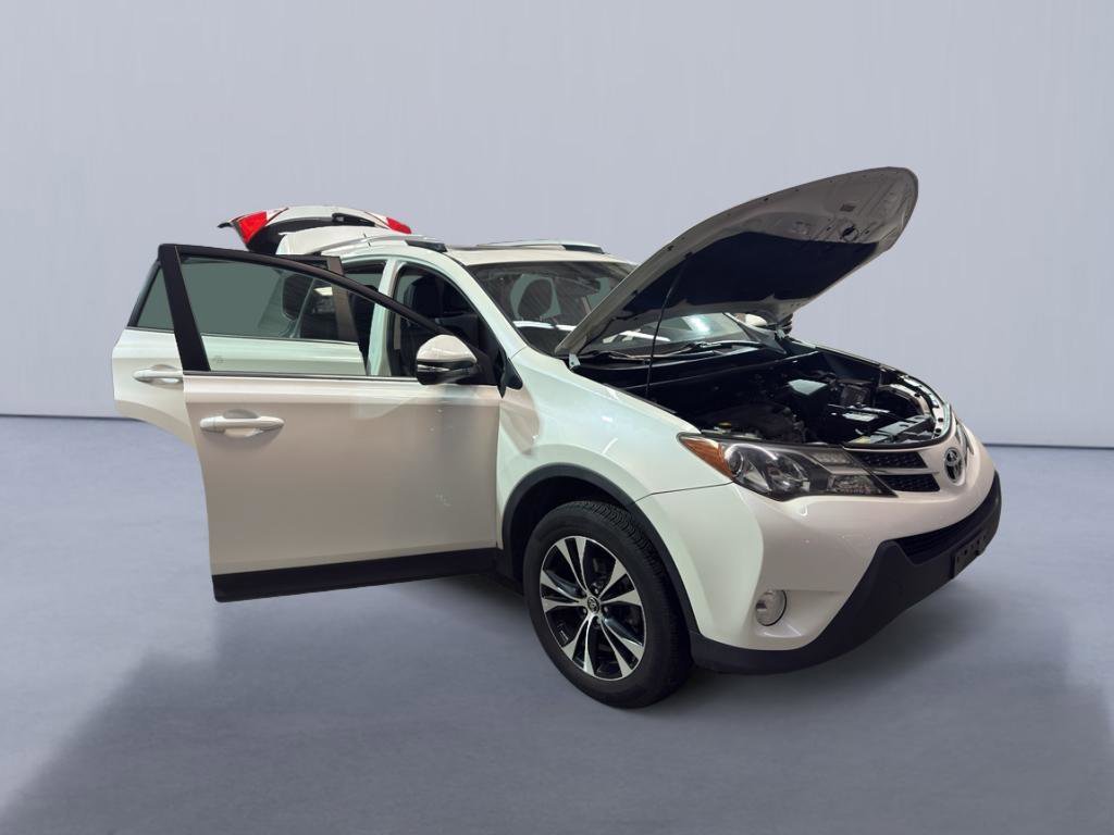 Used 2015 Toyota RAV4 Limited w/ Technology Package image 5