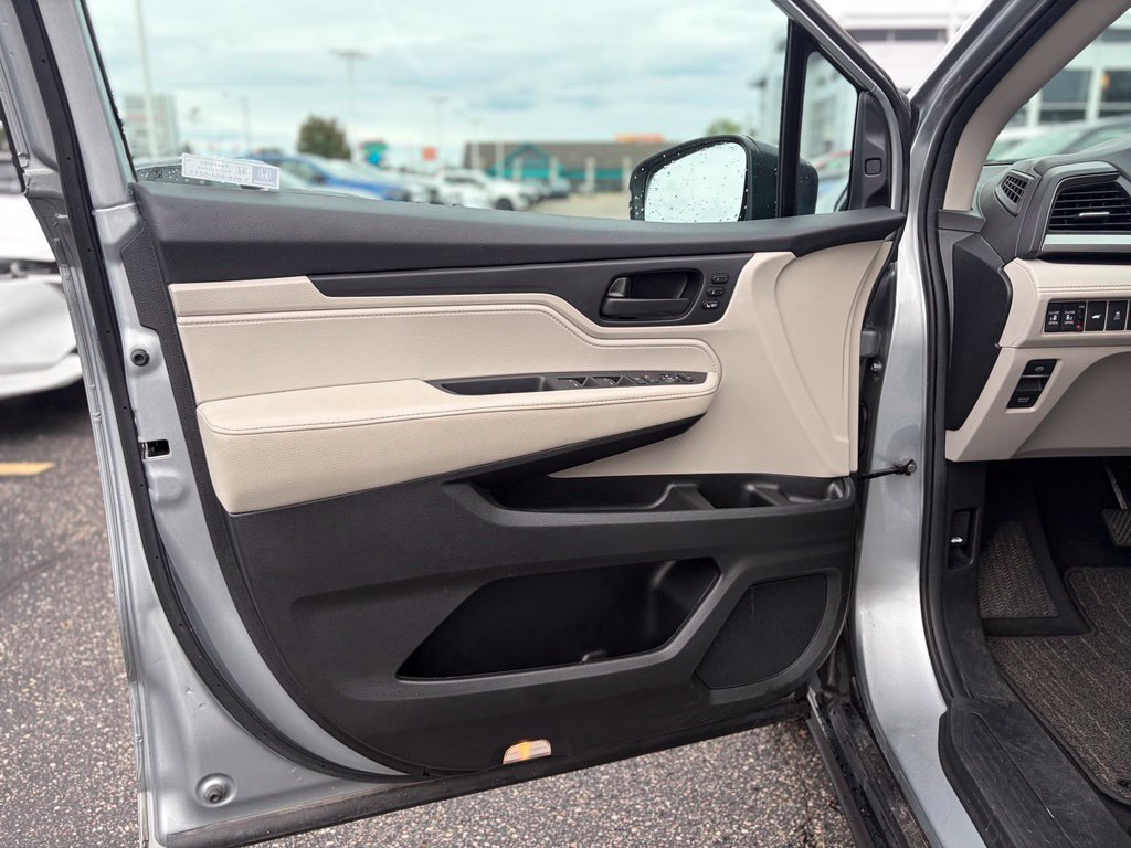 Used 2025 Honda Odyssey EX-L image 21