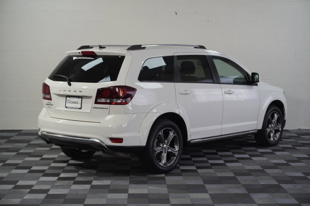 Used 2016 Dodge Journey Crossroad FWD image 6