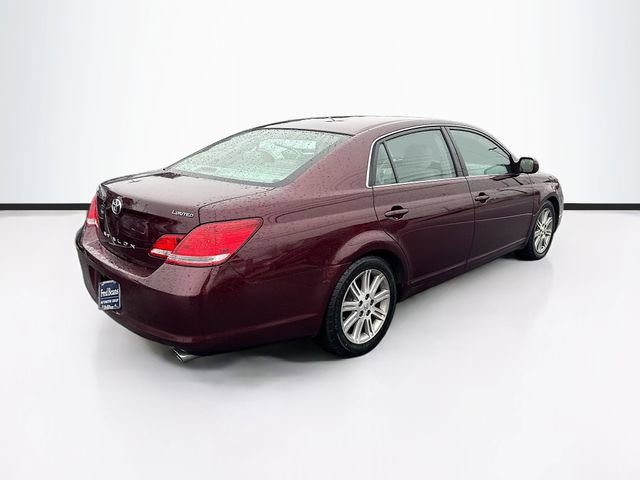 Used 2005 Toyota Avalon Limited image 8