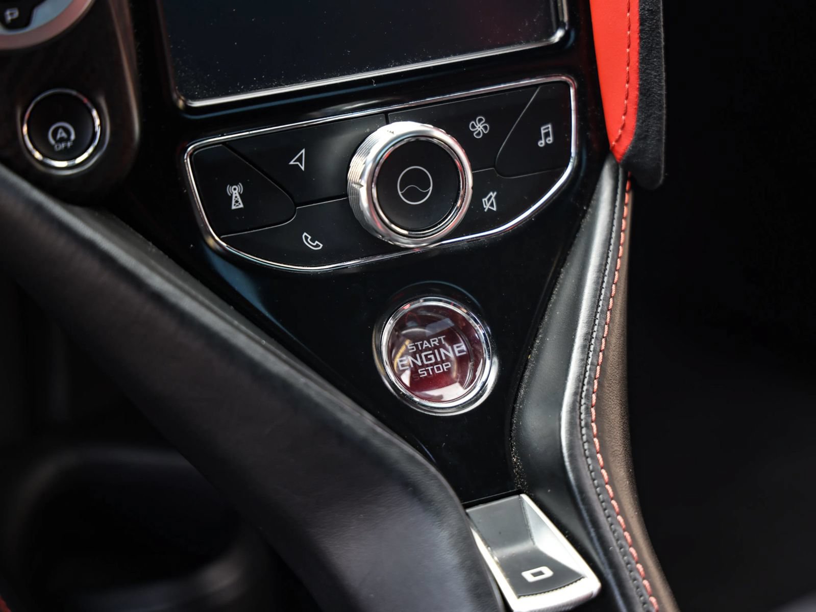 Used 2020 McLaren 720S Spider RWD image 44