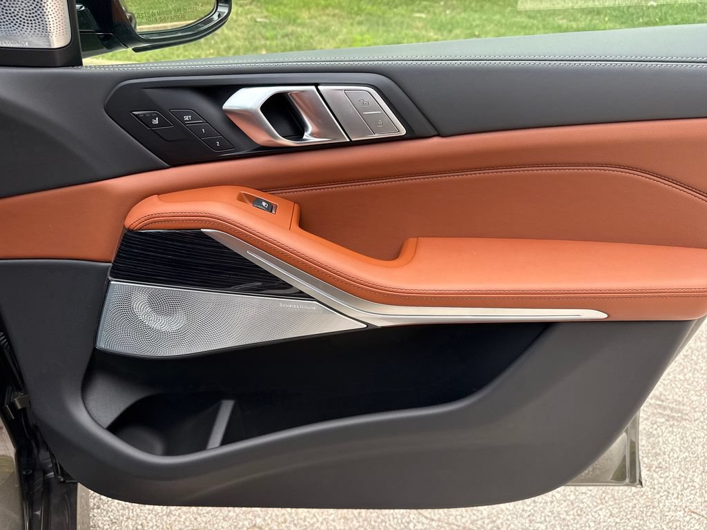 New 2027 BMW X7 M60i AWD/4WD image 28
