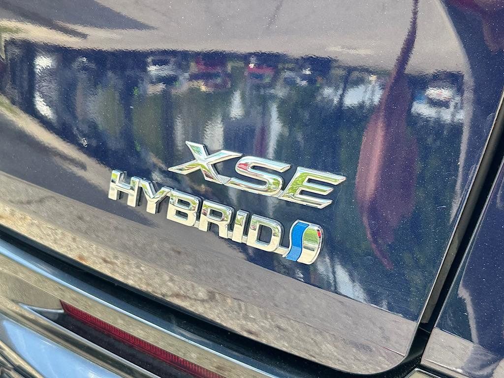 Certified 2022 Toyota Sienna XSE AWD/4WD image 11