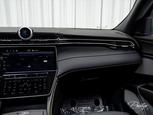 Used 2023 Maserati Grecale Trofeo AWD/4WD image 36