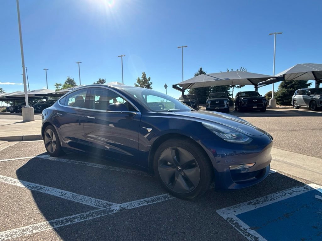 Used 2018 Tesla Model 3 Long Range AWD/4WD image 3