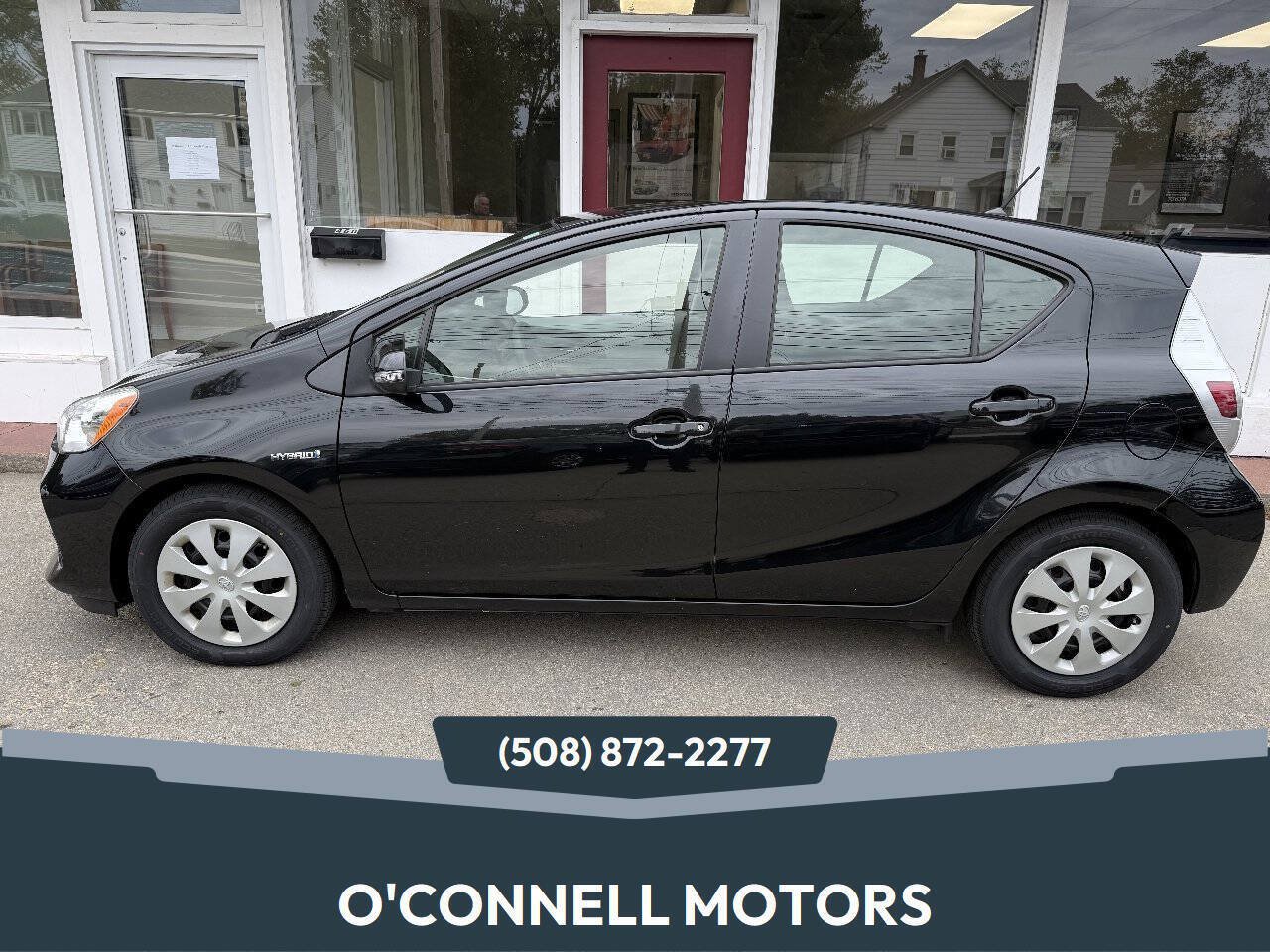 Used 2014 Toyota Prius C Two FWD image 1