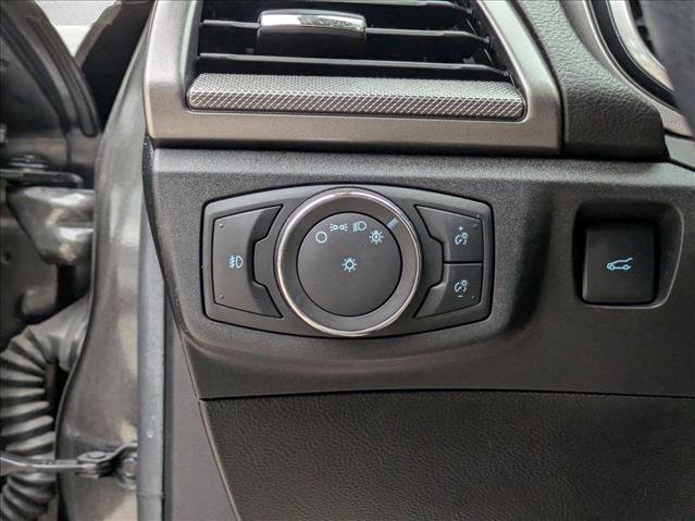 Used 2020 Ford Fusion SE w/ Equipment Group 151A image 10