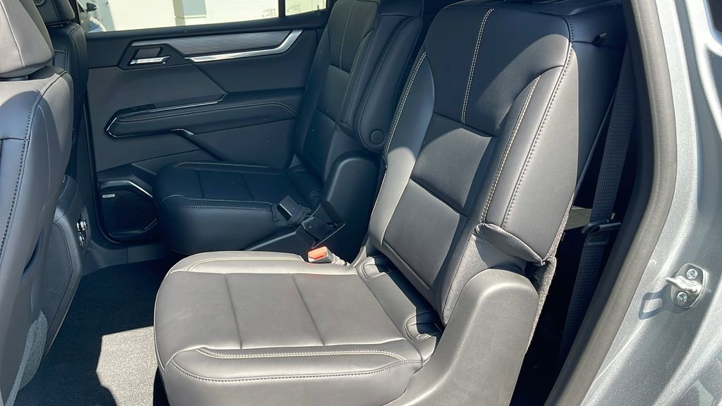 New 2025 GMC Acadia Elevation w/ Elevation Premium Package image 13