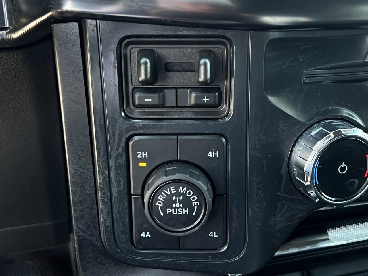 Used 2026 Ford F150 Raptor AWD/4WD image 22