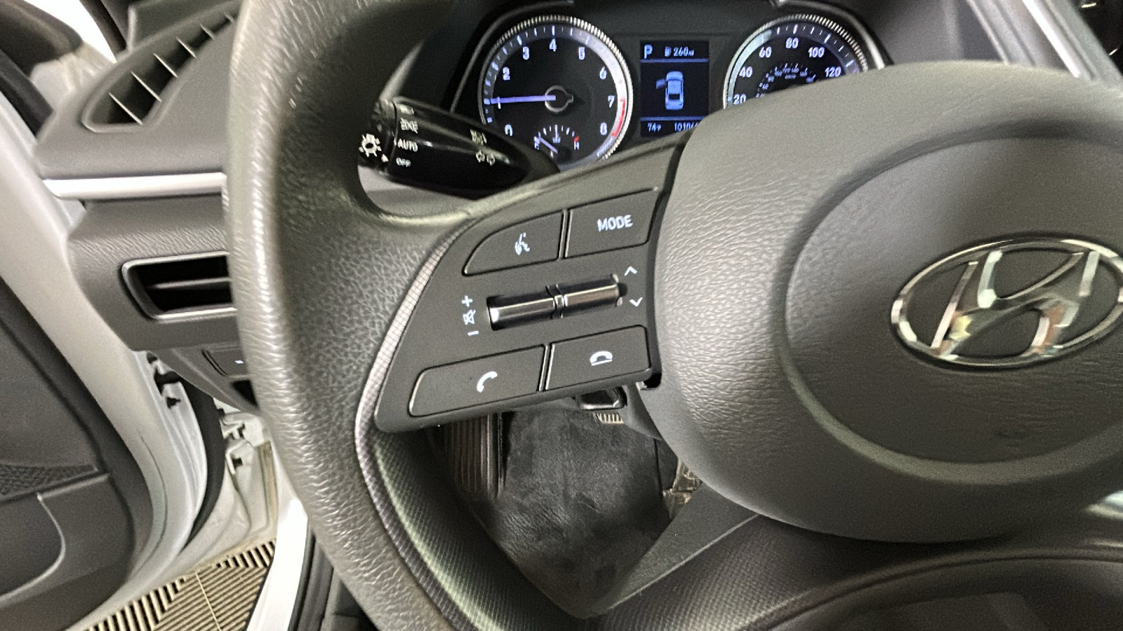 Used 2020 Hyundai Sonata SE w/ Cargo Package FWD image 20