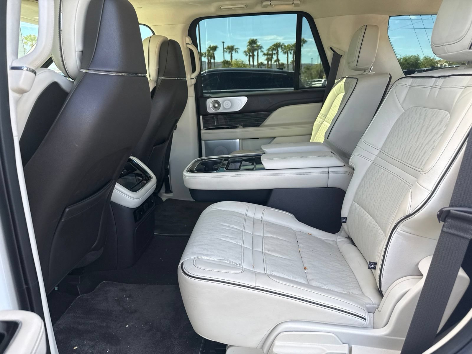 Used 2022 Lincoln Navigator Black Label AWD/4WD image 17
