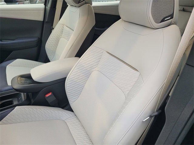 New 2026 Nissan Leaf Platinum+ w/ Cargo Package (Platinum+) image 8