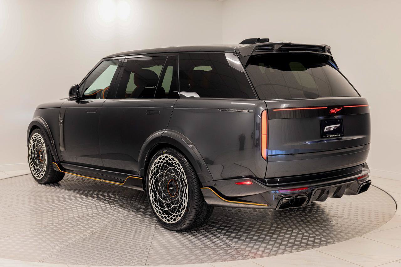 Used 2025 Land Rover Range Rover Long Wheelbase Autobiography AWD/4WD image 2