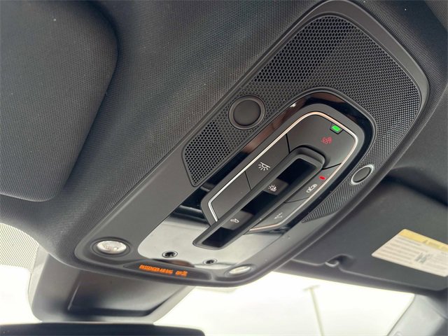 Used 2025 Audi Q8 Prestige image 36