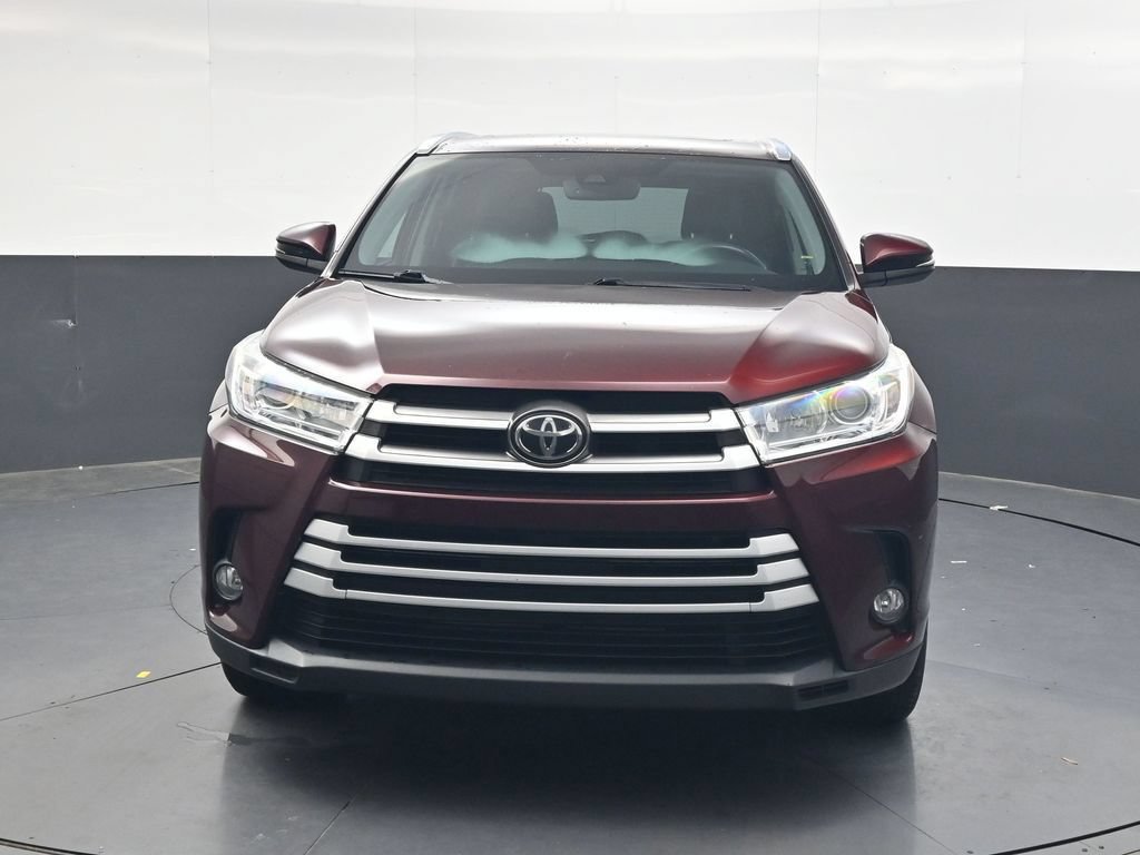 Used 2019 Toyota Highlander XLE AWD/4WD image 5